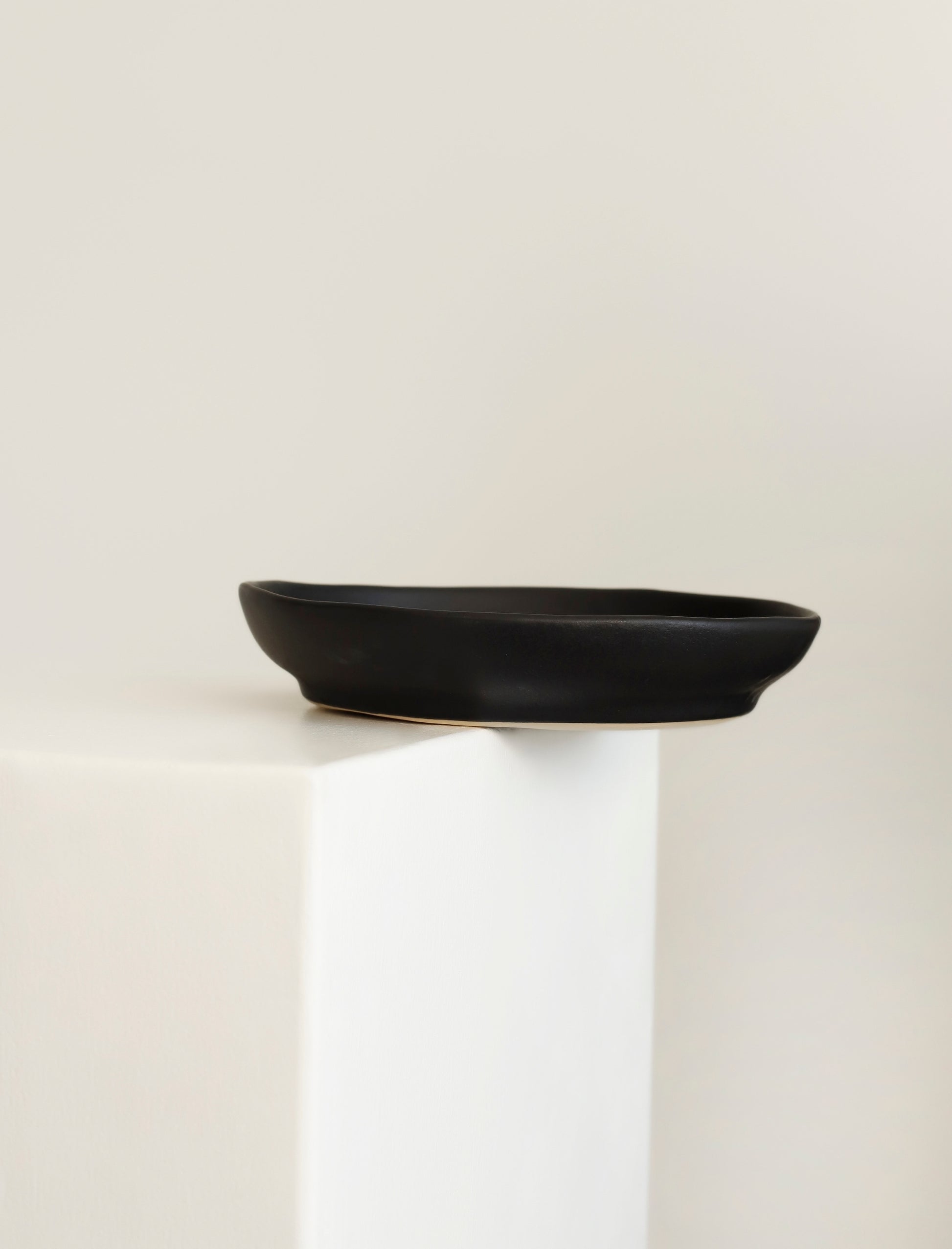 The PASTA BOWL in black - Curación Collection