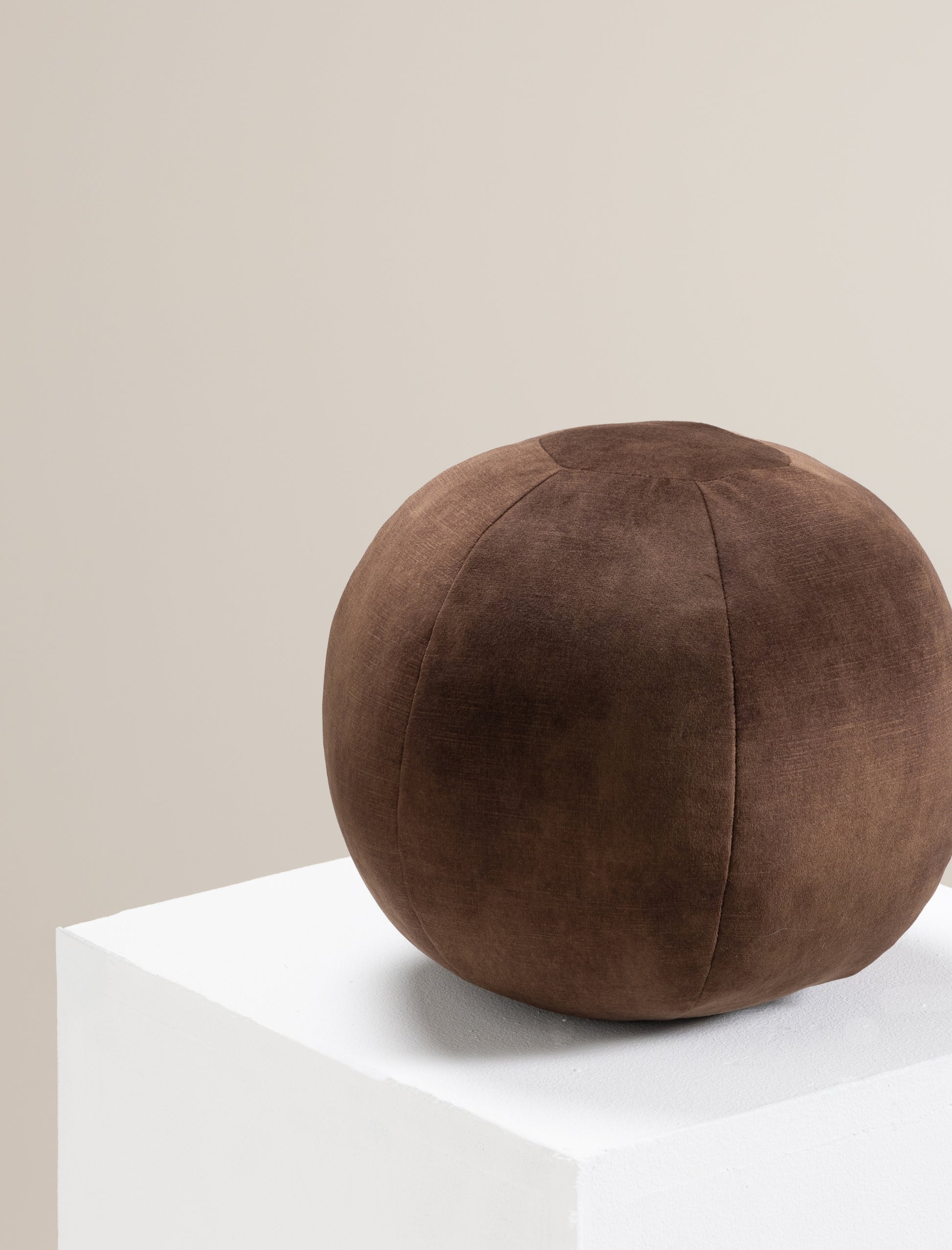 The TREAT scatter in mocha - Curación Collection