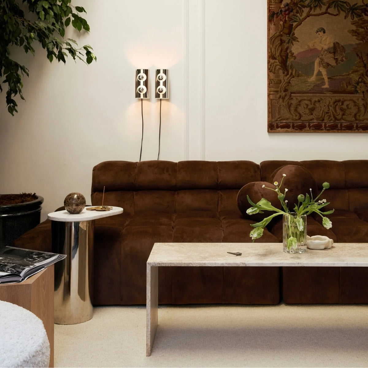 The NINA coffee table