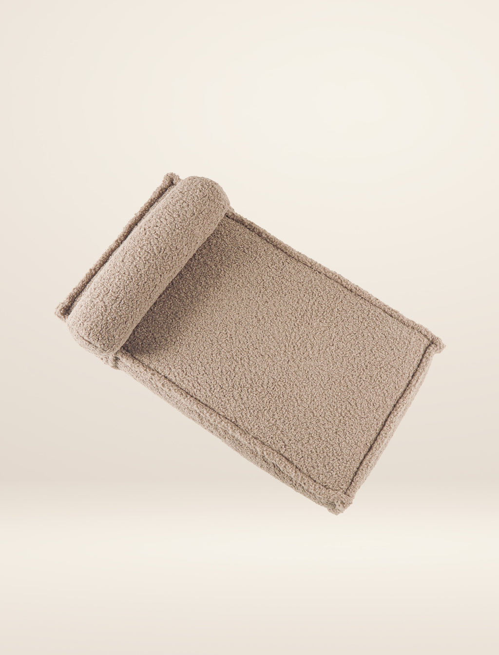 The SERENE dog bed in beige