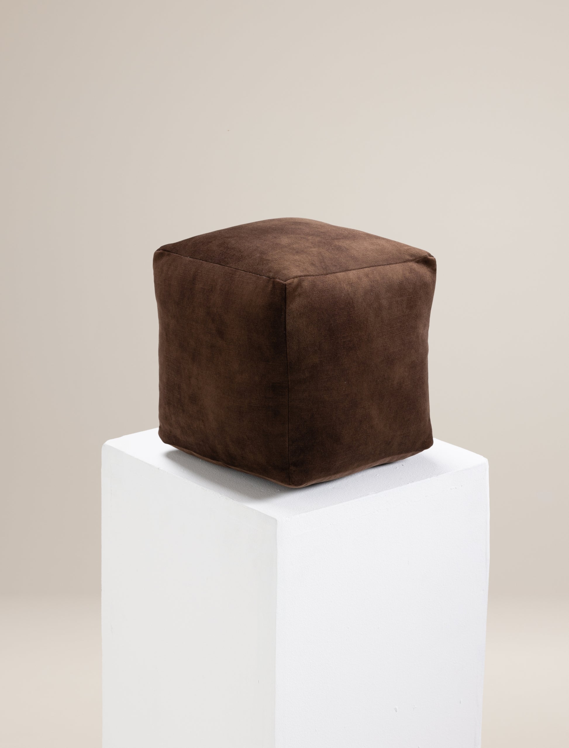 The CUBE scatter in mocha