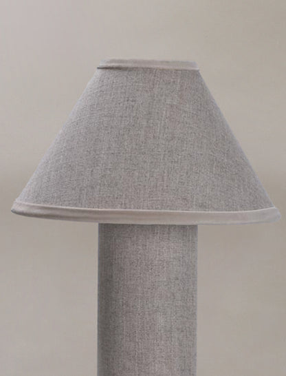 The little COLUMN table lamp