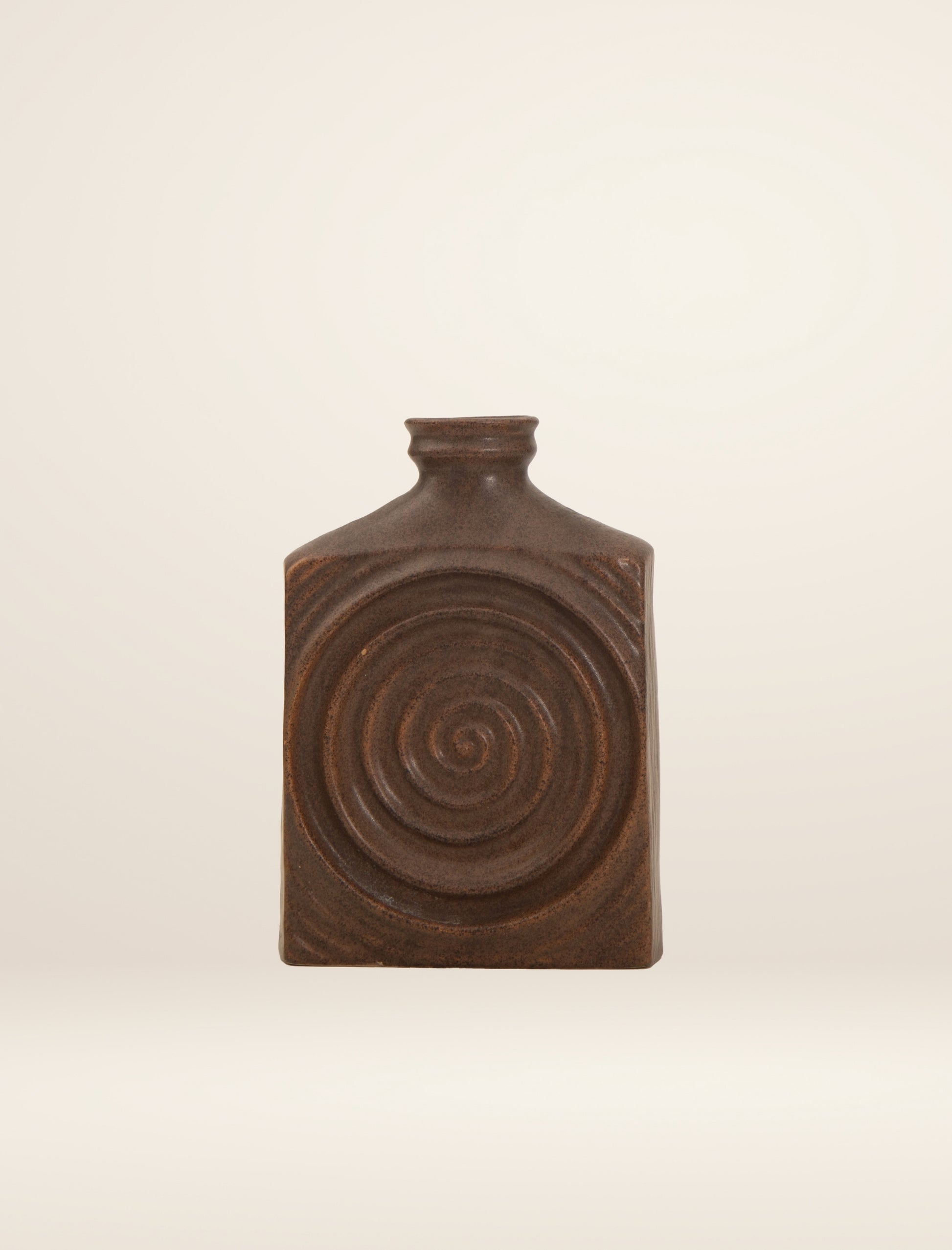 The PATTERNED ceramic