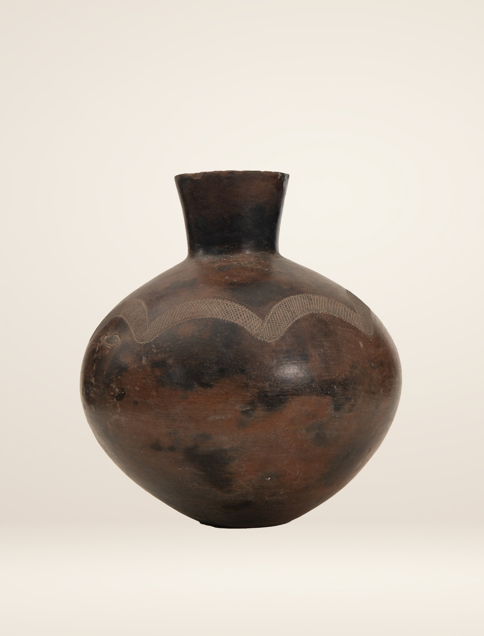 Geometric Motif Zulu Pot
