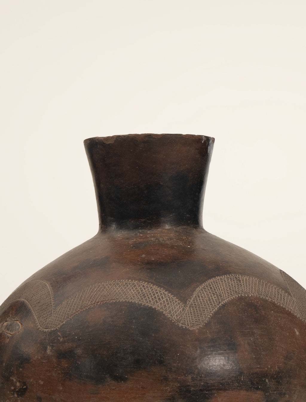 Geometric Motif Zulu Pot