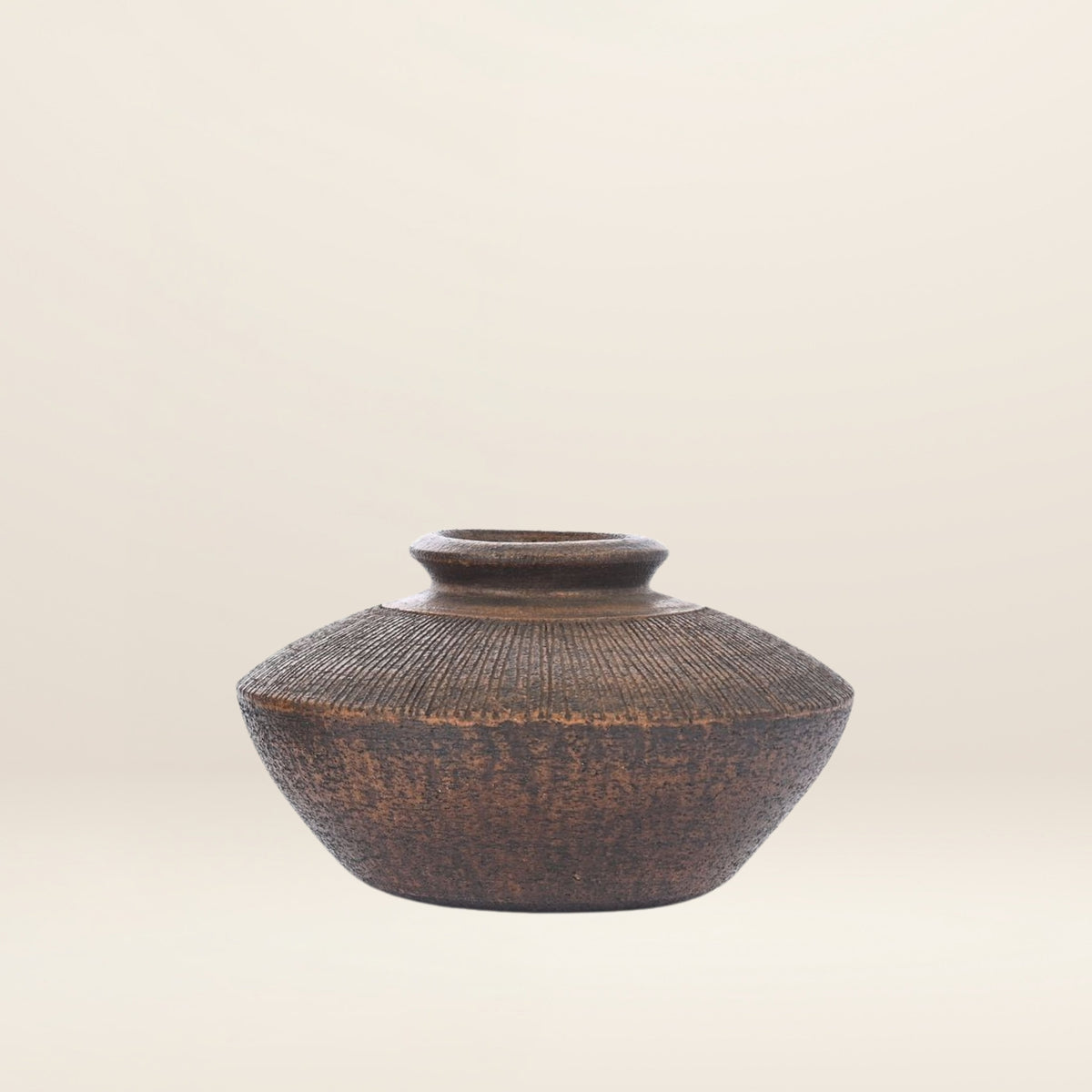 The small VASE with striations by Peter Jaff