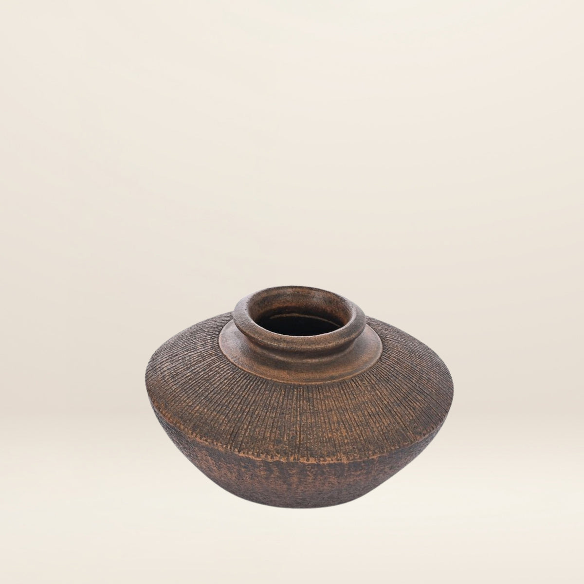 The small VASE with striations by Peter Jaff