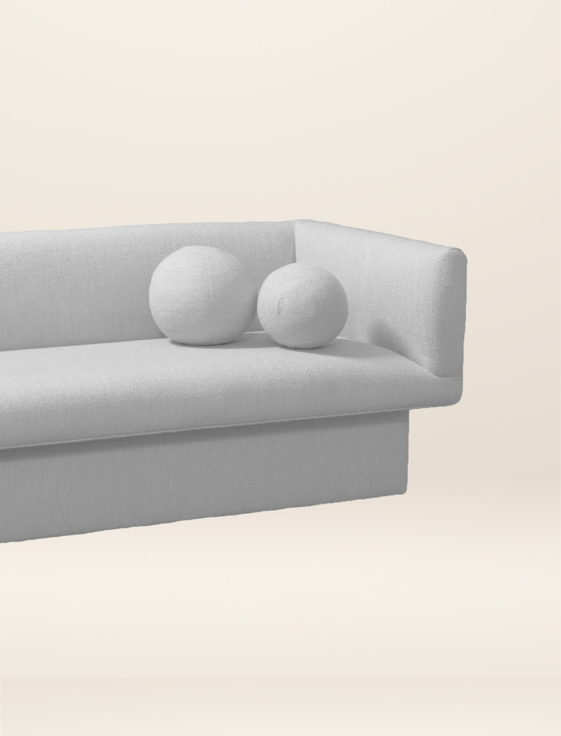 The CLIFTON IN BALANCE sofa in salt