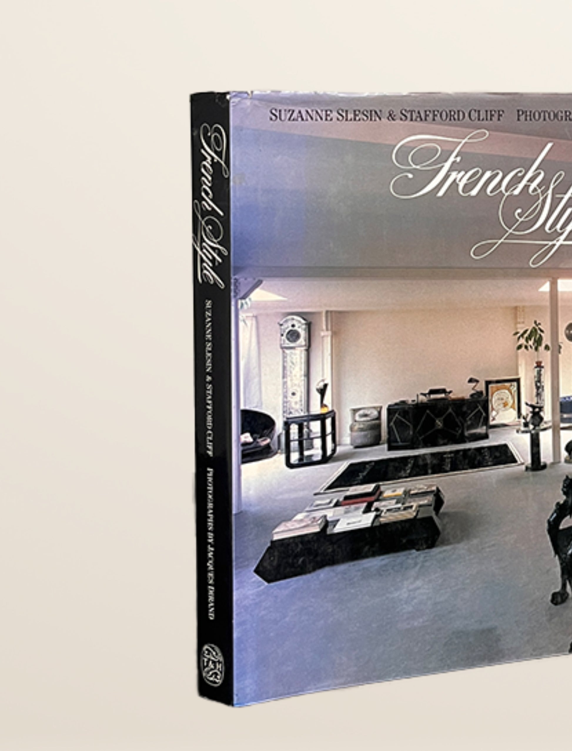 French Style by Suzanne Slesin & Stafford Cliff