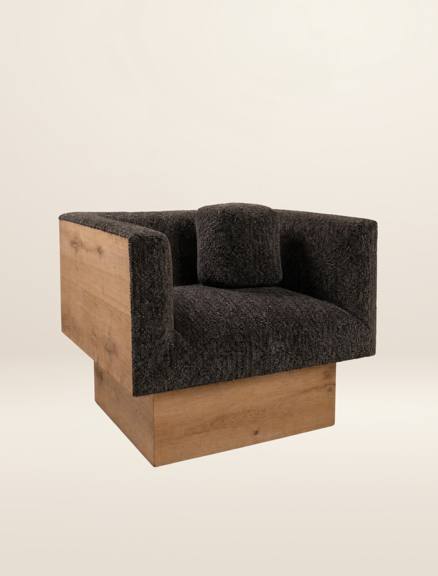 The CLIFTON IN BALANCE armchair in dark chocolate and oak