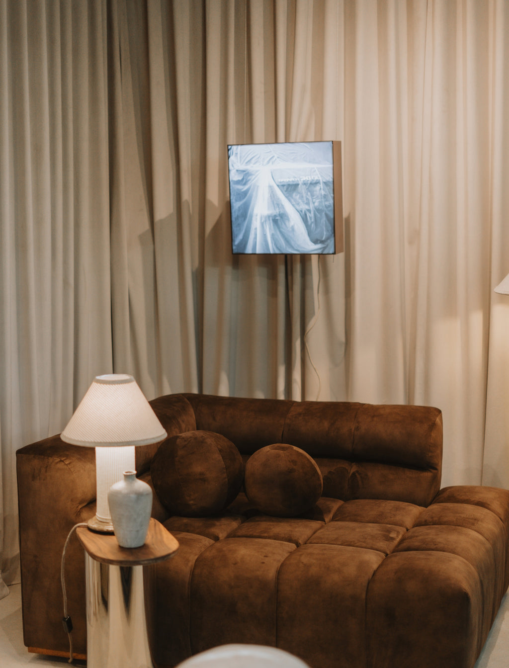 The LUMEN frame with Zander Opperman