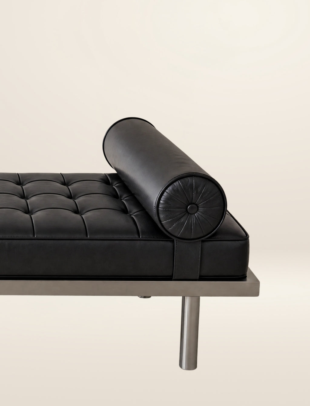 The VERONA day bed in char leather and steel