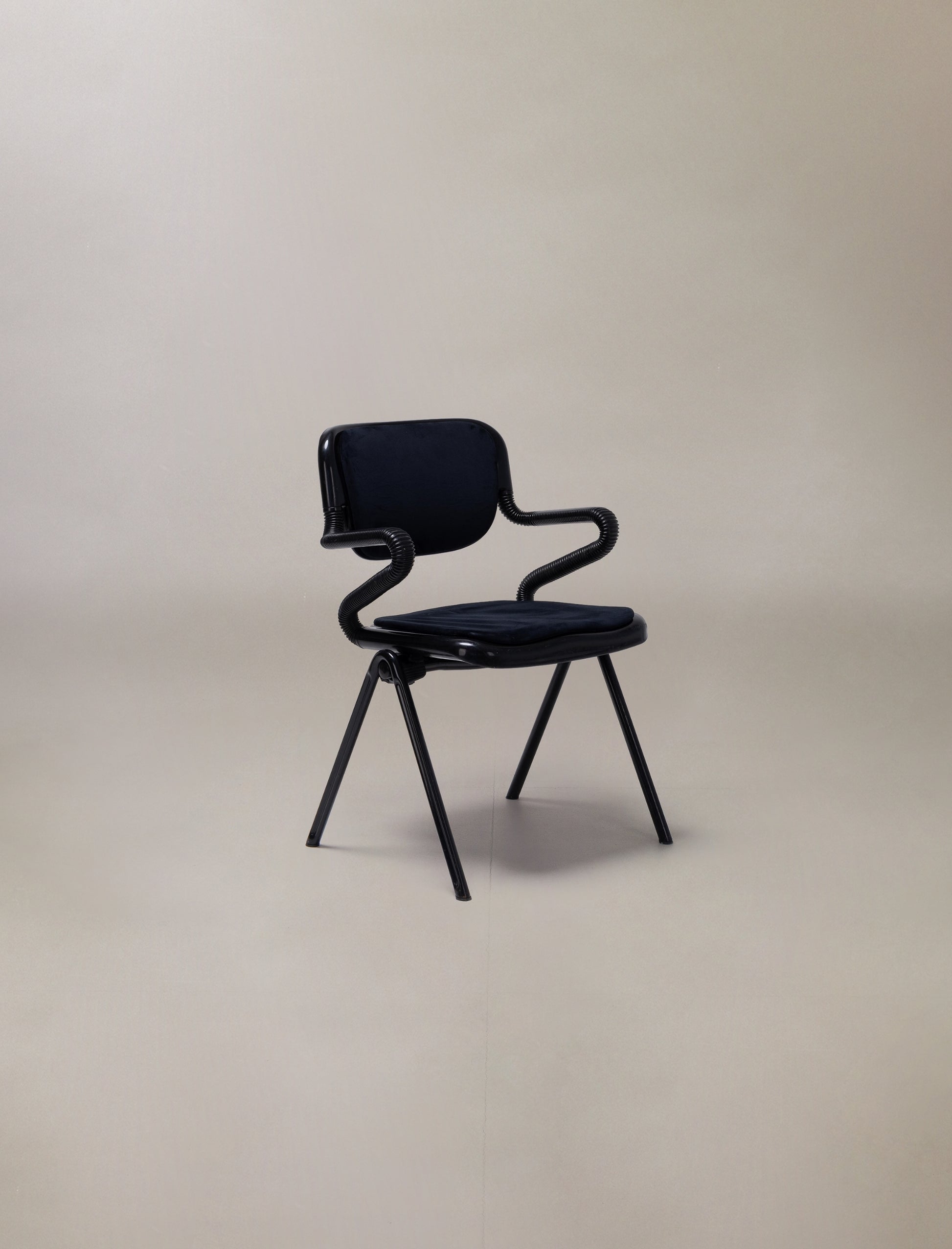 The iconic VERTEBRA chair
