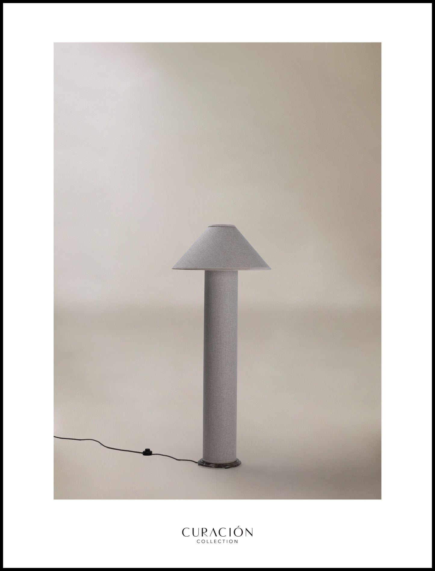 The COLUMN floor lamp