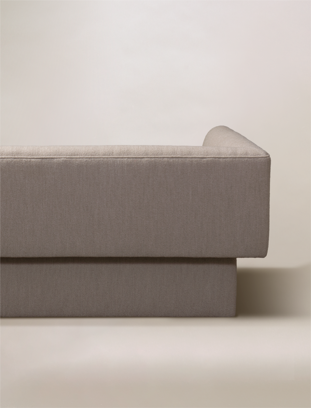 The CLIFTON IN BALANCE sofa