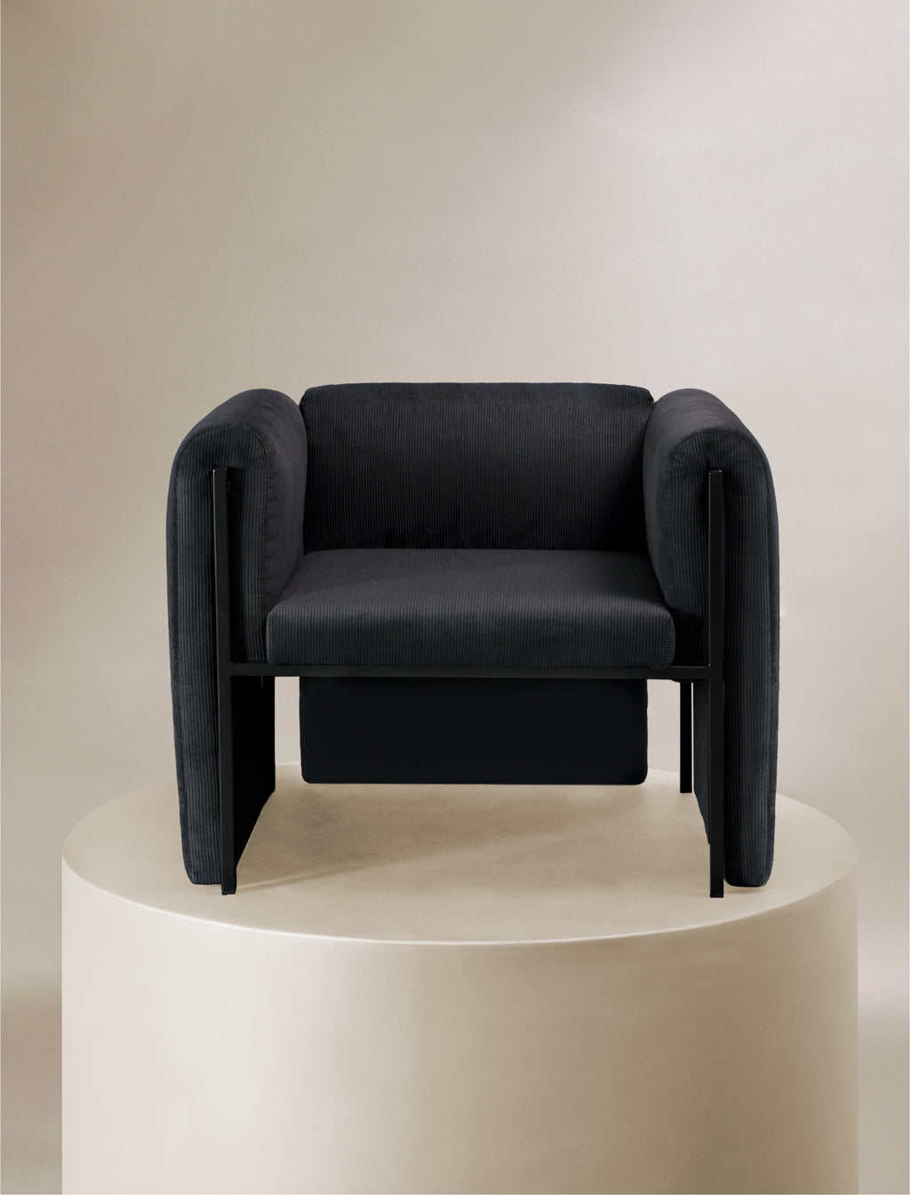 The THERAPIST occasional chair in black