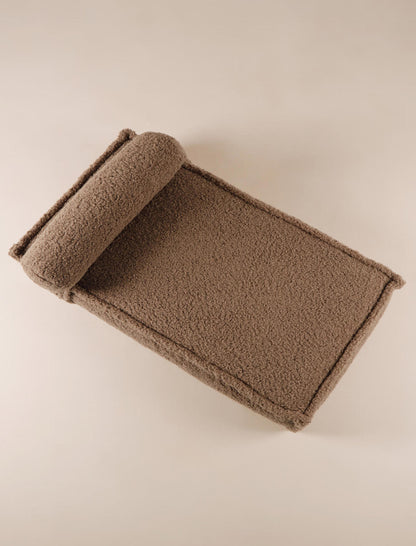 The SERENE dog bed in beige