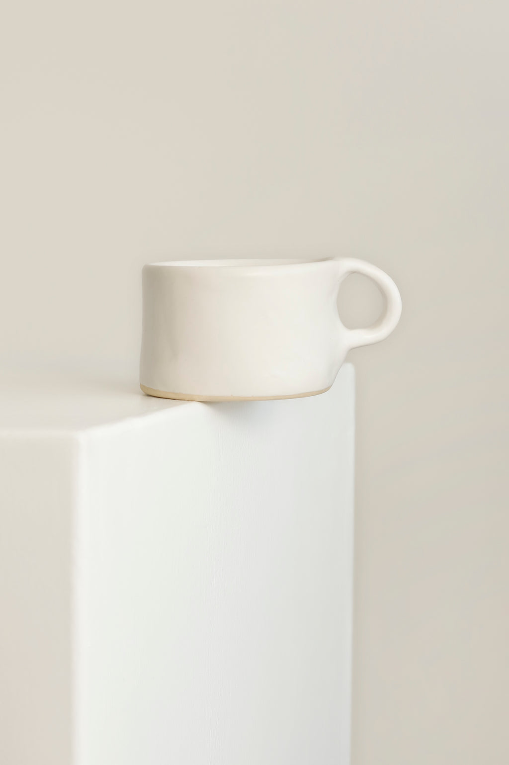 The COFFEE MUG in white - Curación Collection