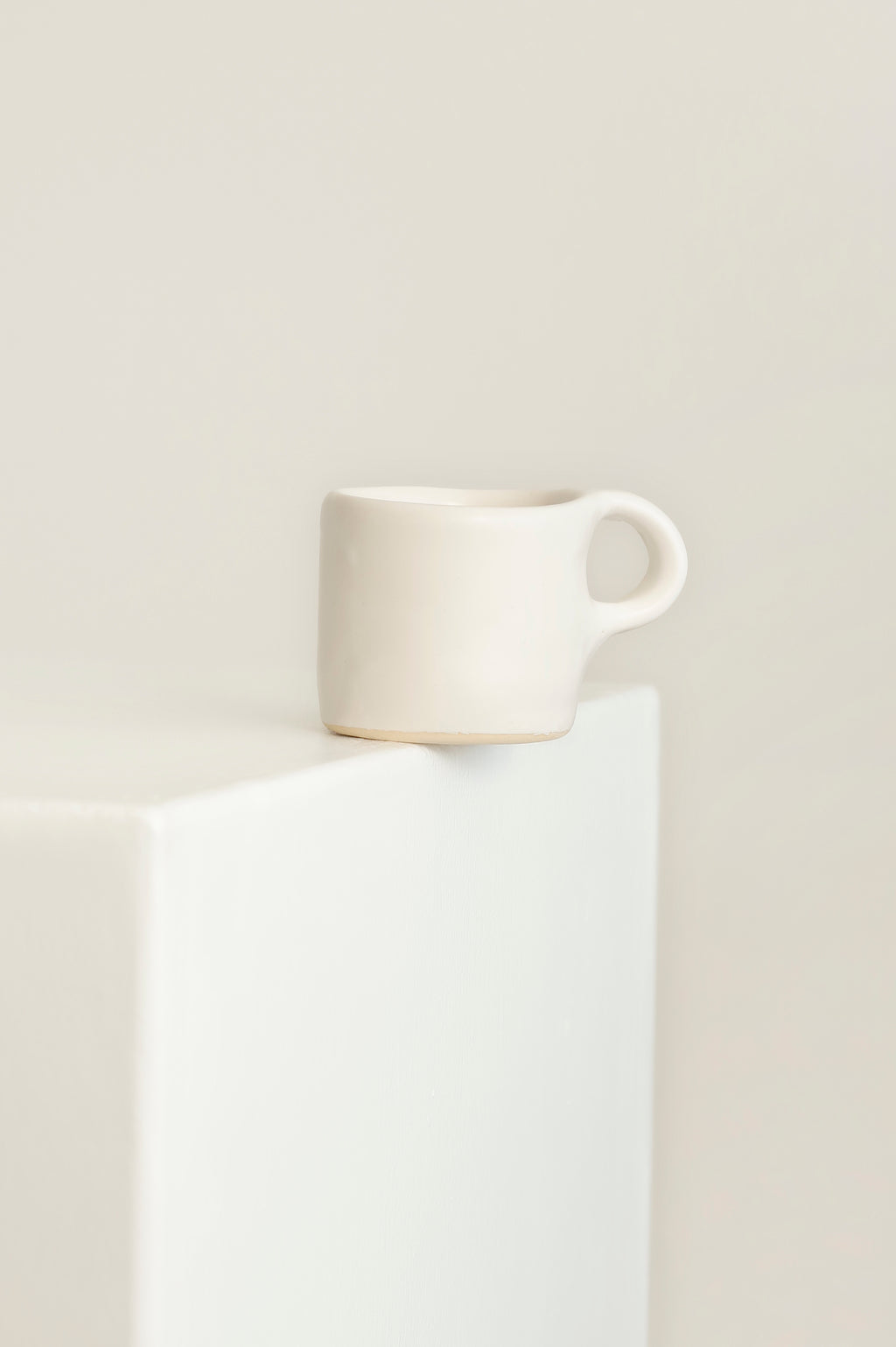 The ESPRESSO MUG in white - Curación Collection