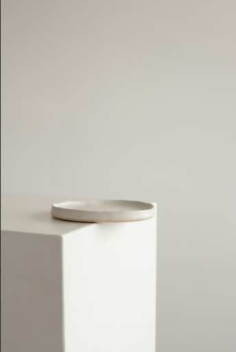 The SAUCER in white - Curación Collection